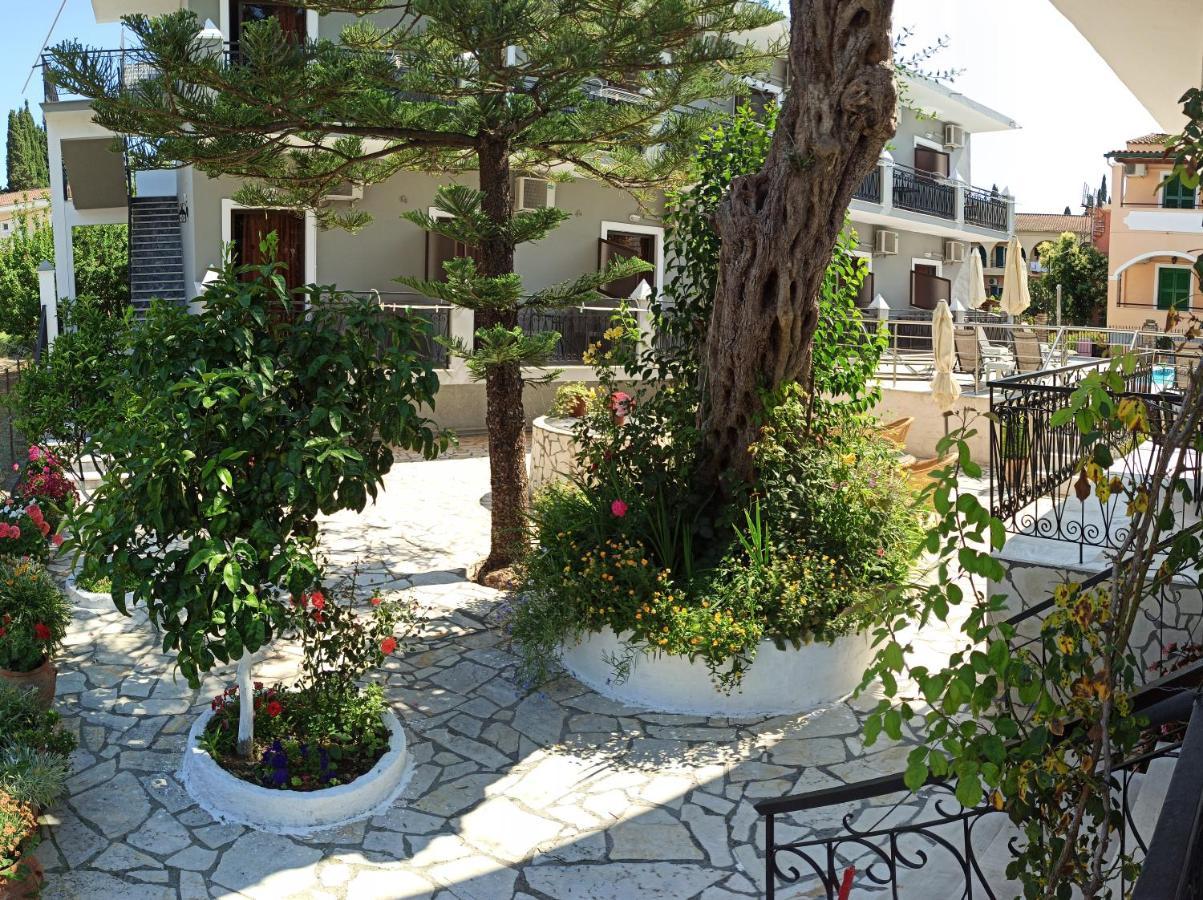 Dionisos Apts Gouvia By Estia エクステリア 写真